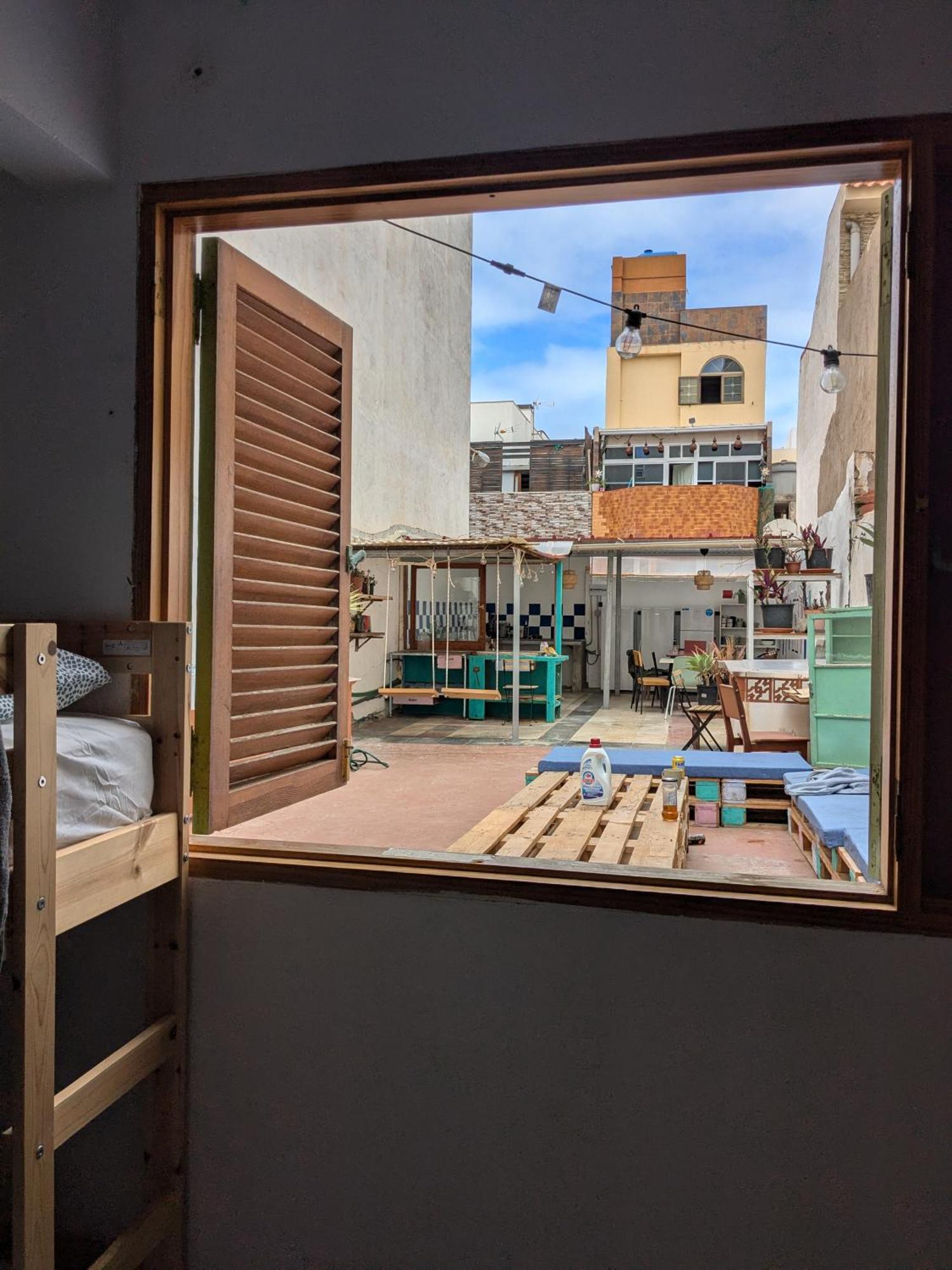 Dona Rose Surf Hostel Las Palmas de Gran Canaria Exterior foto